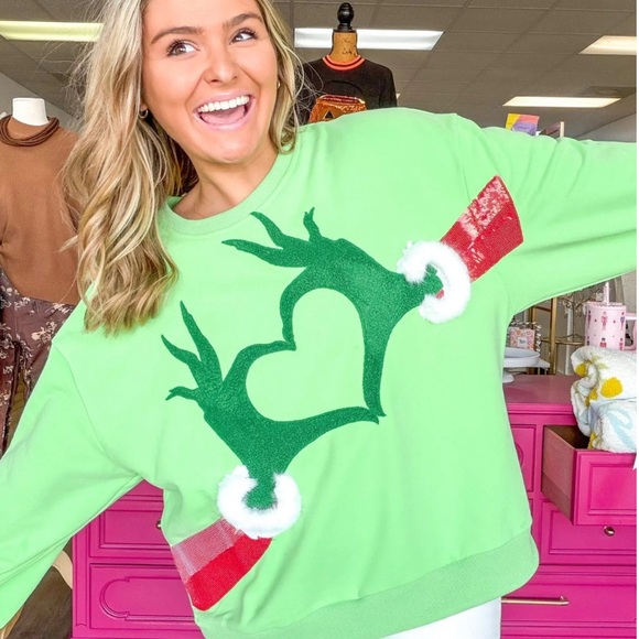 NWB Queen of Sparkles Grinch Heart Green Holiday Sweatshirt with Heart Design L - Picture 3 of 15